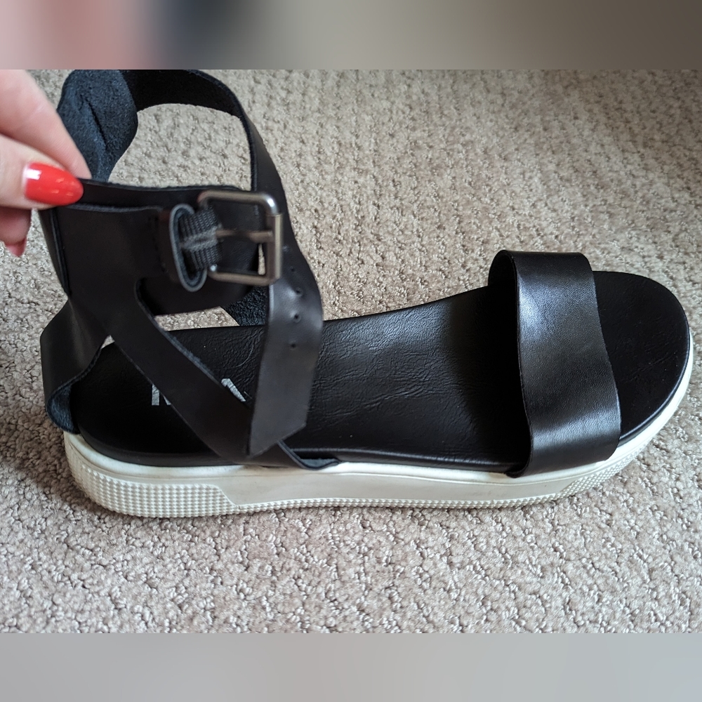 Mia Sneaker Bottom Sandals
